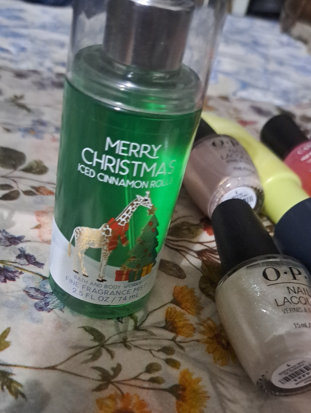 Makeup Bundle - Picture 3 of 8